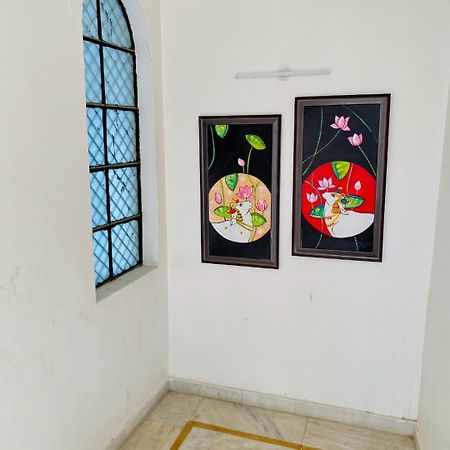 Holy Cow Hotel Rishikesh Ngoại thất bức ảnh